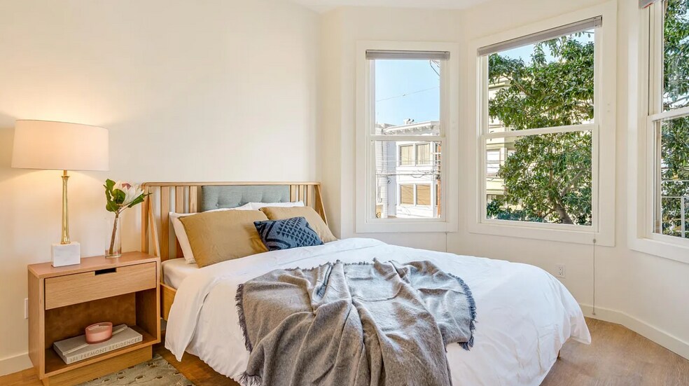 More Photos Of 1817 15th St, San Francisco Apartments For Sale
