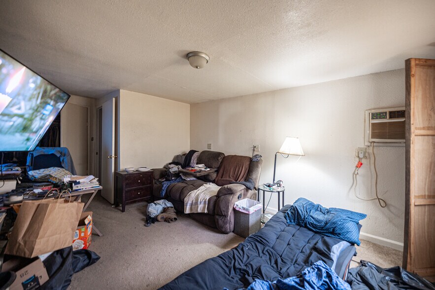 More Photos Of 5900 Cassedy Ln, Las Vegas Apartments For Sale