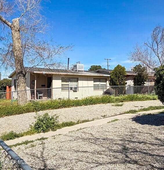 Primary Photo Of 45348 10th St W, Lancaster Apartments For Sale
