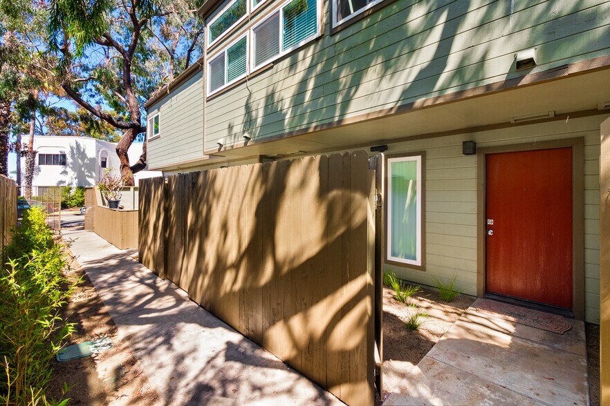 More Photos Of 430-440 Linden Dr, Oxnard Apartments For Sale