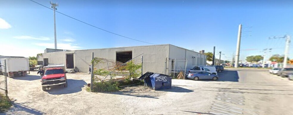 More Photos Of 5791 NW 37th Ave, Miami Manufacturing For Lease