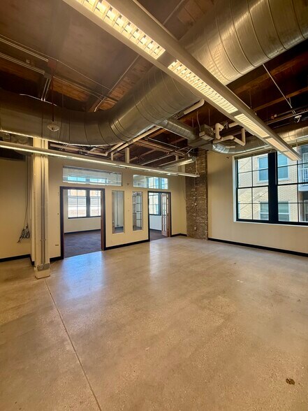 More Photos Of 301 S Blount St, Madison Loft Creative Space For Lease