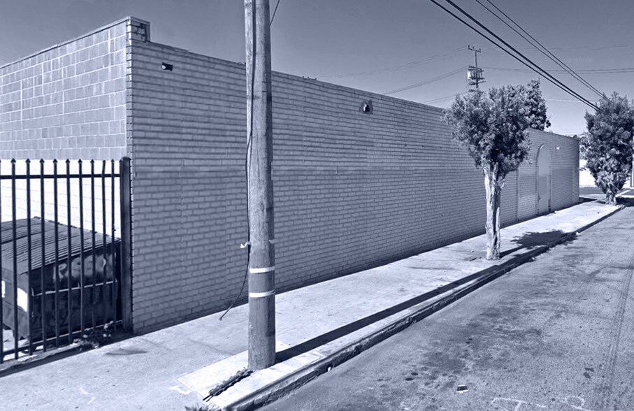 More Photos Of 1100 E 14th Pl, Los Angeles Warehouse For Lease
