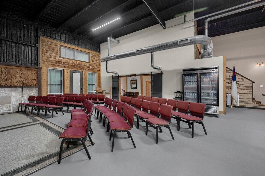 More Photos Of 9517 Collinsville fwy, Collinsville Industrial For Sale