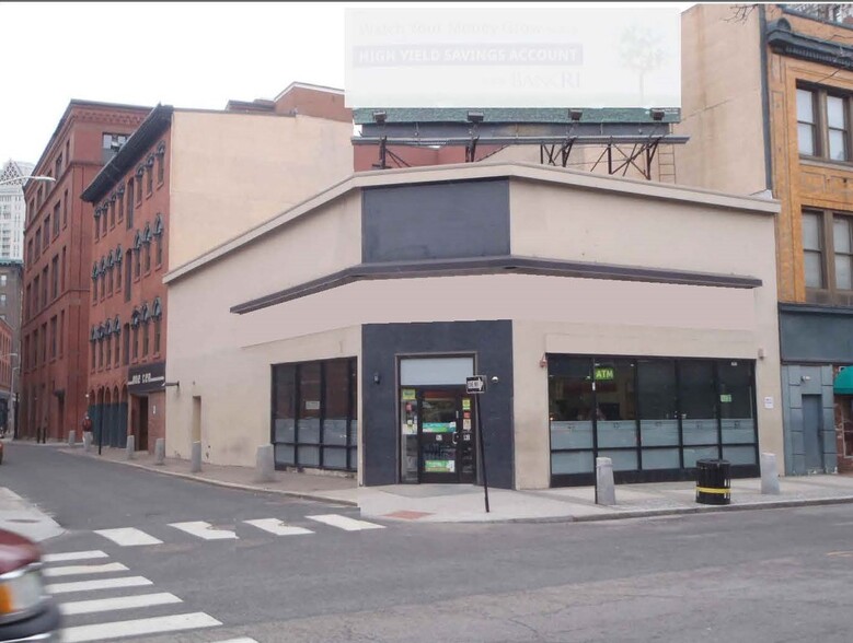 Primary Photo Of 141 Weybosset St, Providence Convenience Store For Lease