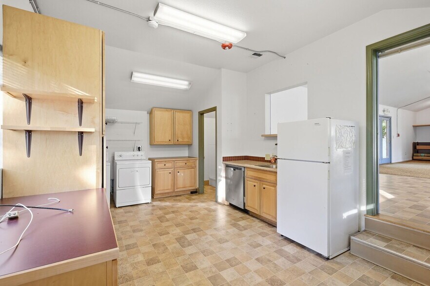 More Photos Of 1671 US Highway 395 N, Minden Office For Sale