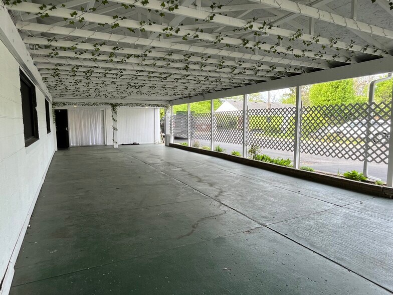 More Photos Of 43785 N Gratiot Ave, Clinton Township Religious Facility For Sale