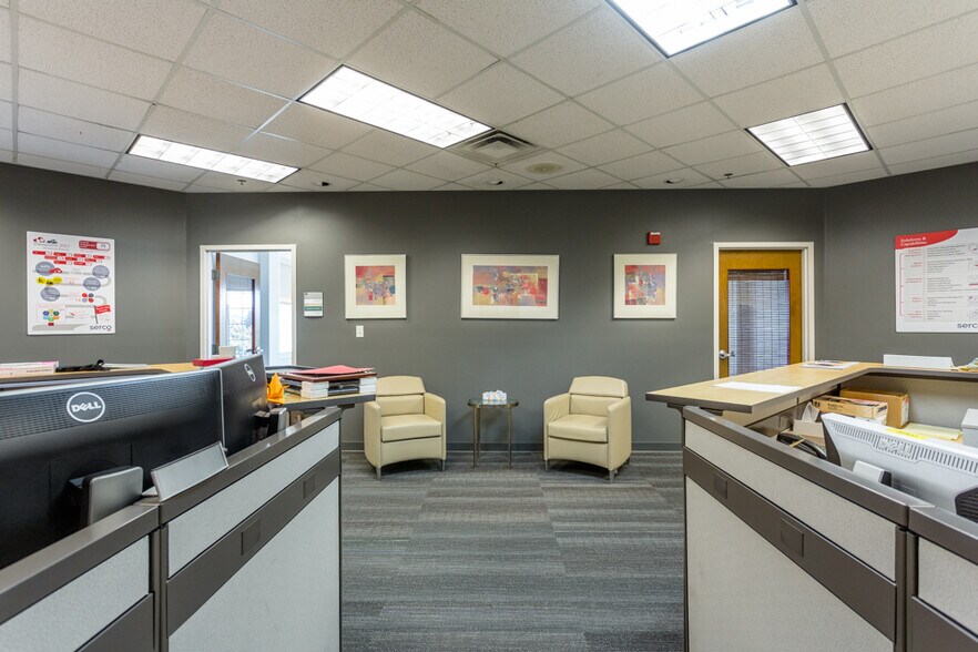 More Photos Of 1450 Technology Dr, Harrisonburg Office For Sale