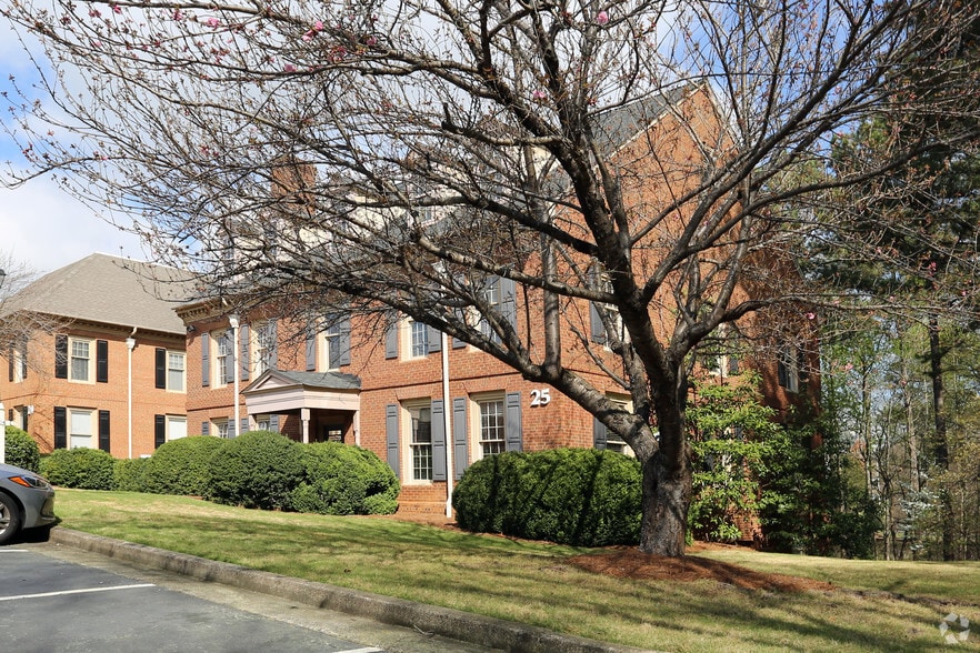 More Photos Of 1827 Powers Ferry Rd SE, Atlanta Unknown For Lease