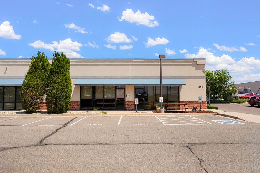 More Photos Of 350-366 Norfolk St, Aurora Light Manufacturing For Sale