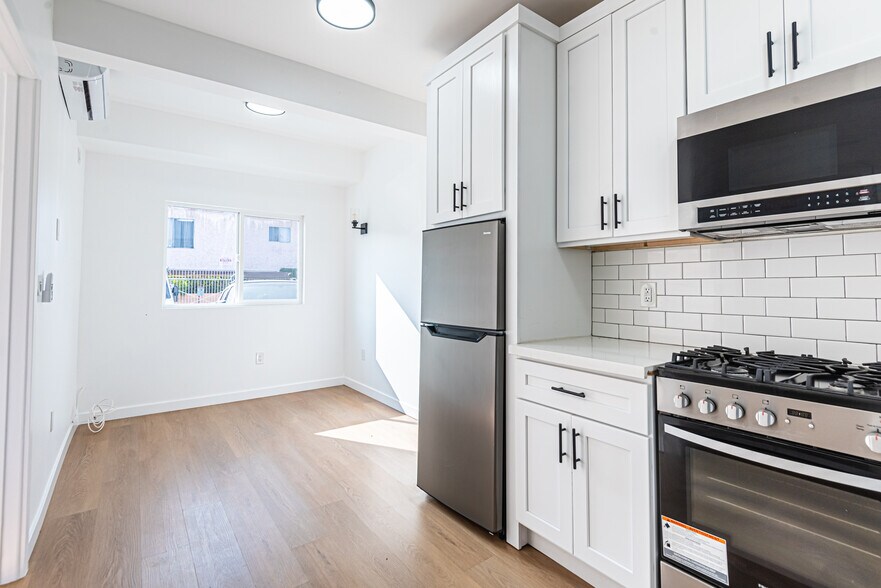 More Photos Of 4771 Marathon St, Los Angeles Apartments For Sale