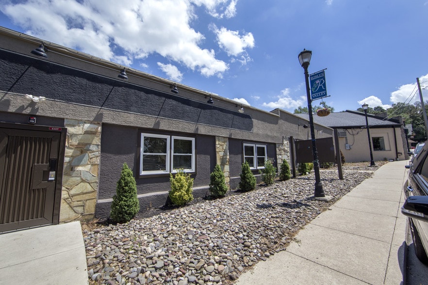 More Photos Of 1145 Easton Rd, Abington Township Bar For Sale