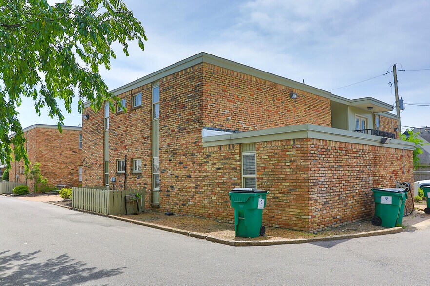 More Photos Of 207 S Barksdale St, Memphis Apartments For Sale