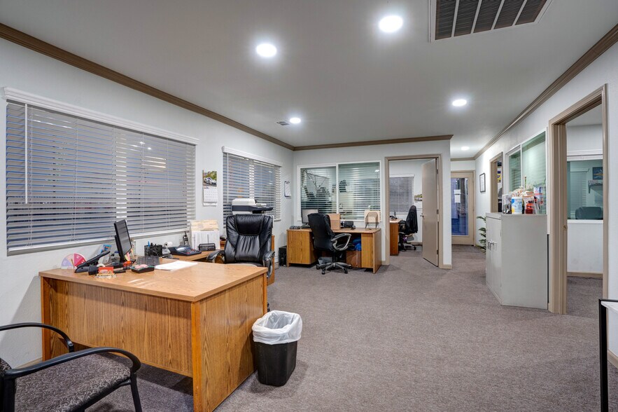 More Photos Of 854 Crows Landing Rd, Modesto Auto Dealership For Sale