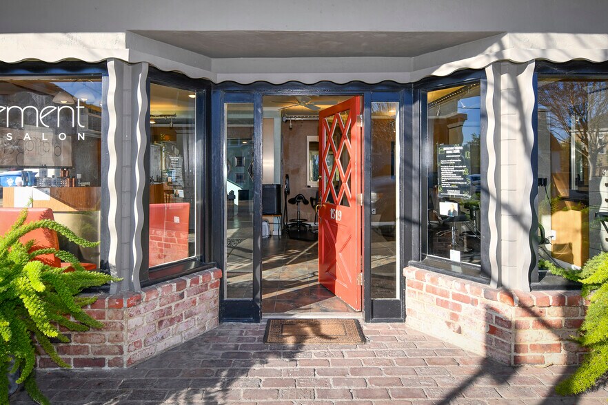 More Photos Of 1519 Main St, Napa Storefront Retail Residential For Lease