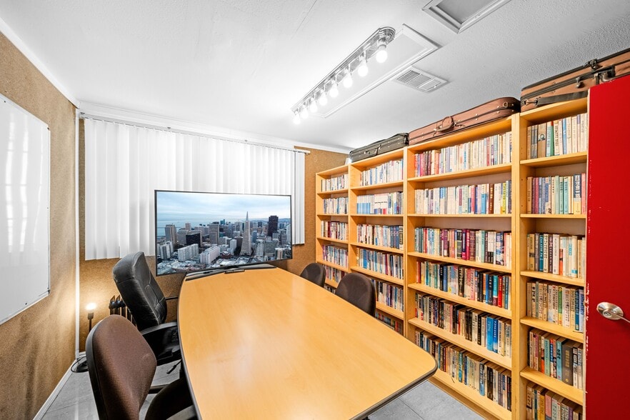 More Photos Of 4100 W Commonwealth Ave, Fullerton Office For Sale