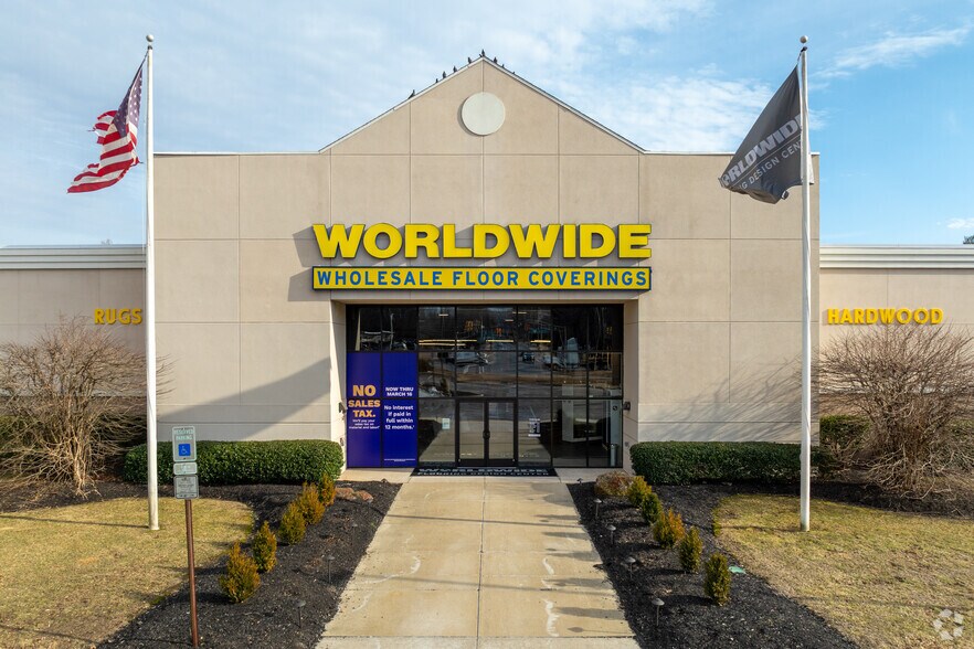 More Photos Of 2750 Brunswick Pike, Lawrenceville Showroom For Sale