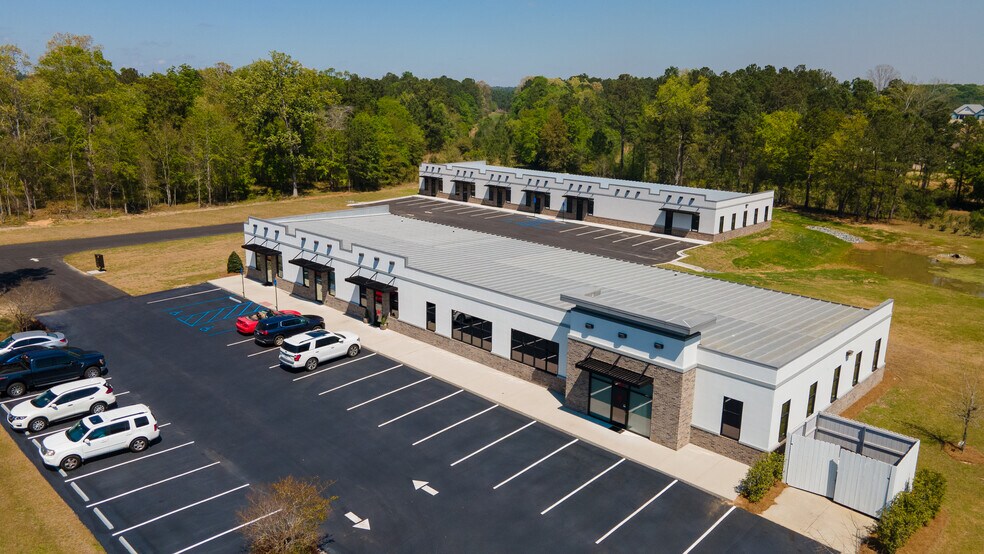 More Photos Of 192 Oakland Pky, Leesburg Office For Lease