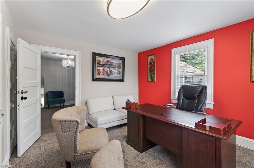 More Photos Of 2456 Ballentine Blvd, Norfolk Flex For Sale