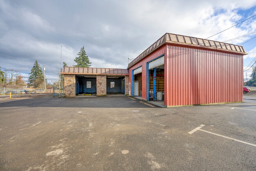 More Photos Of 452 SE Main St, Willamina Auto Repair For Sale