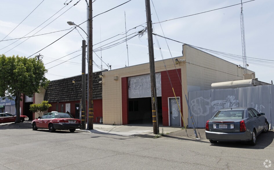 More Photos Of 807-811 54th Ave, Oakland Warehouse For Sale