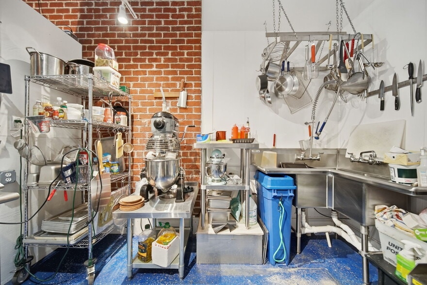 More Photos Of 300 Mason Ave, Cape Charles Apartments For Sale