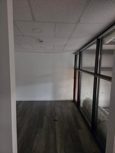 More Photos Of 3795 Evans Rd, Cumming Warehouse For Lease
