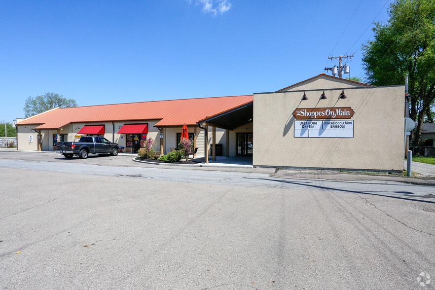 More Photos Of 40 N Main St, Miamisburg Storefront Retail Office For Sale