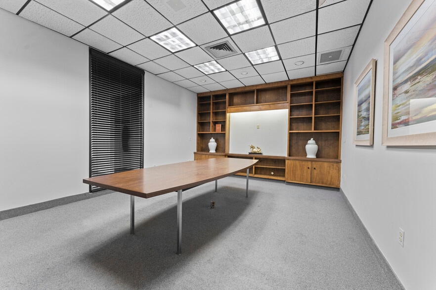 More Photos Of 103 Phoenix Ave, Enfield Medical For Lease