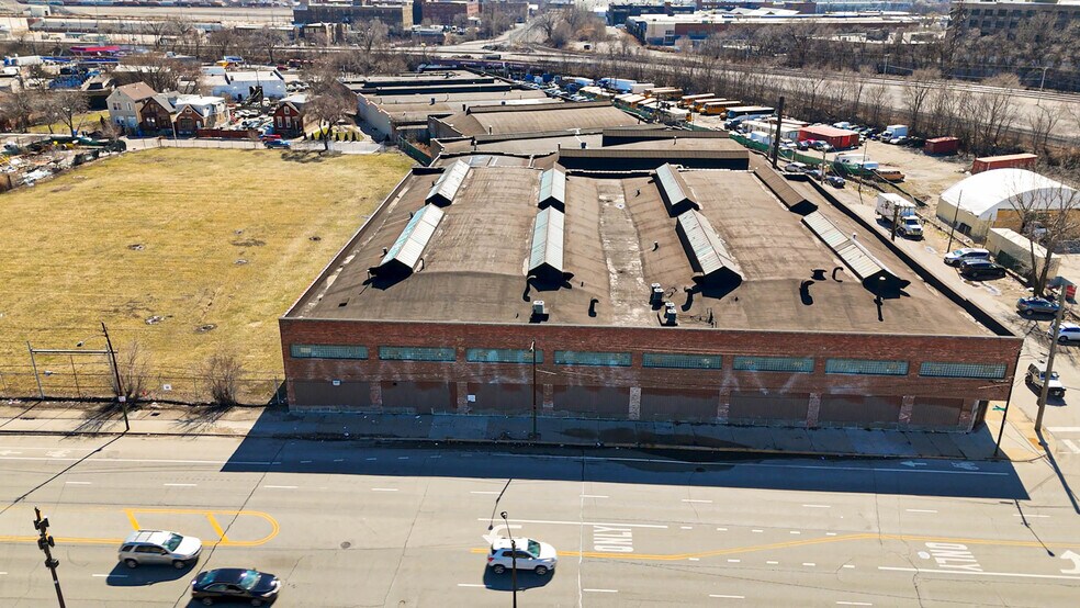More Photos Of 1201-1275 S Campbell Ave, Chicago Warehouse For Lease