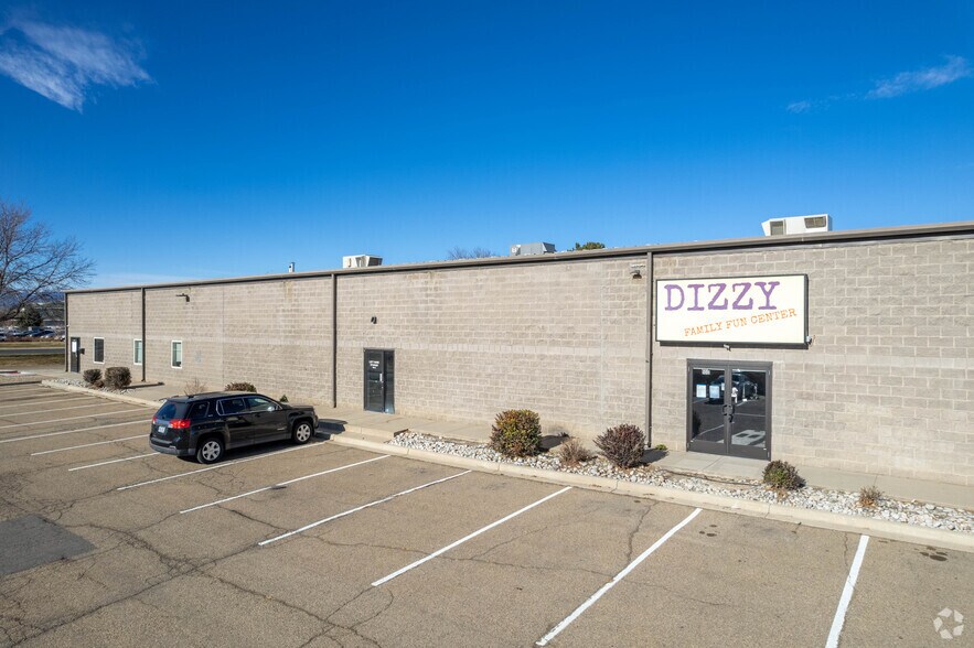 More Photos Of 455 Weaver Park Rd, Longmont Manufacturing For Lease