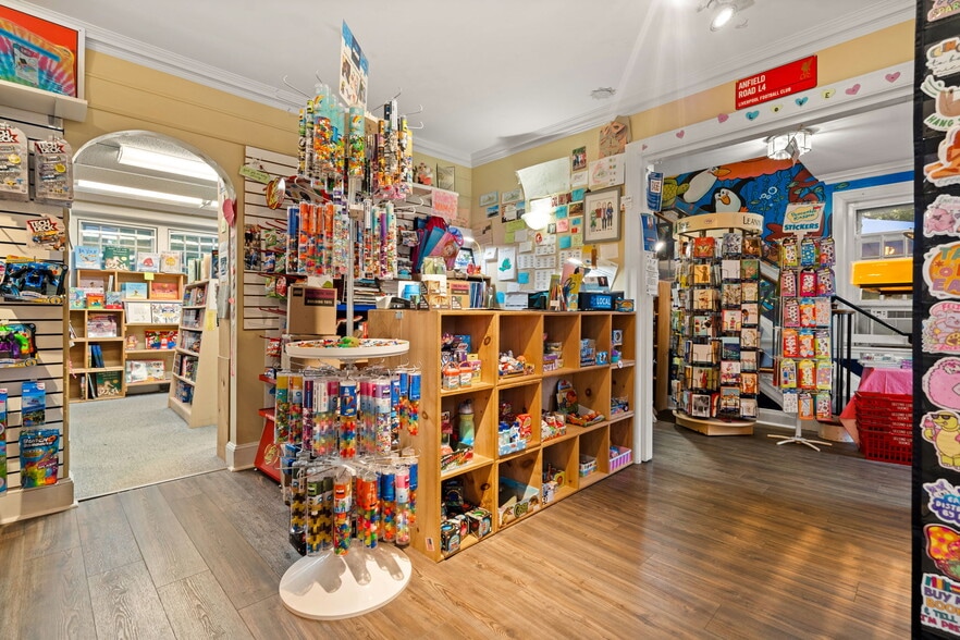 More Photos Of 504 Main St, Medfield Office For Sale