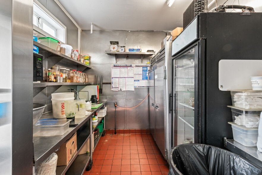 More Photos Of 231 Lux Ave, South San Francisco Storefront Retail Residential For Sale