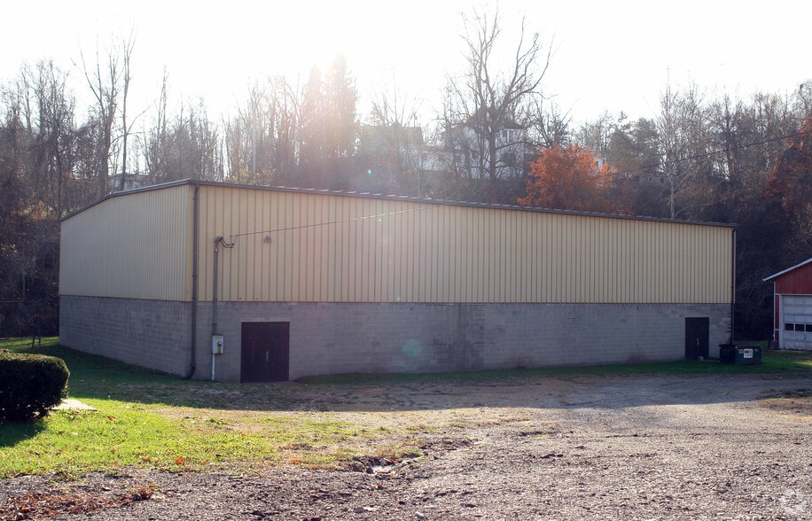More Photos Of 7200 Grand Central Ave, Vienna Religious Facility For Sale