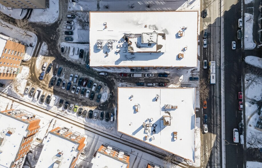 More Photos Of , Montréal Office For Sale