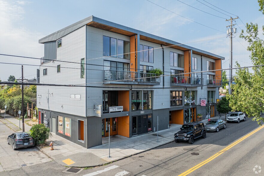 More Photos Of 2220-2236 NE Alberta St, Portland Storefront Retail Residential For Lease
