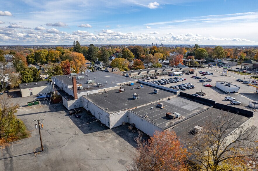 More Photos Of 1525-1527 Smith St, North Providence Unknown For Lease