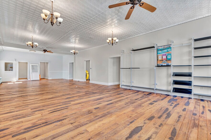 More Photos Of 1501 W Colorado Ave, Colorado Springs Storefront Retail Residential For Sale