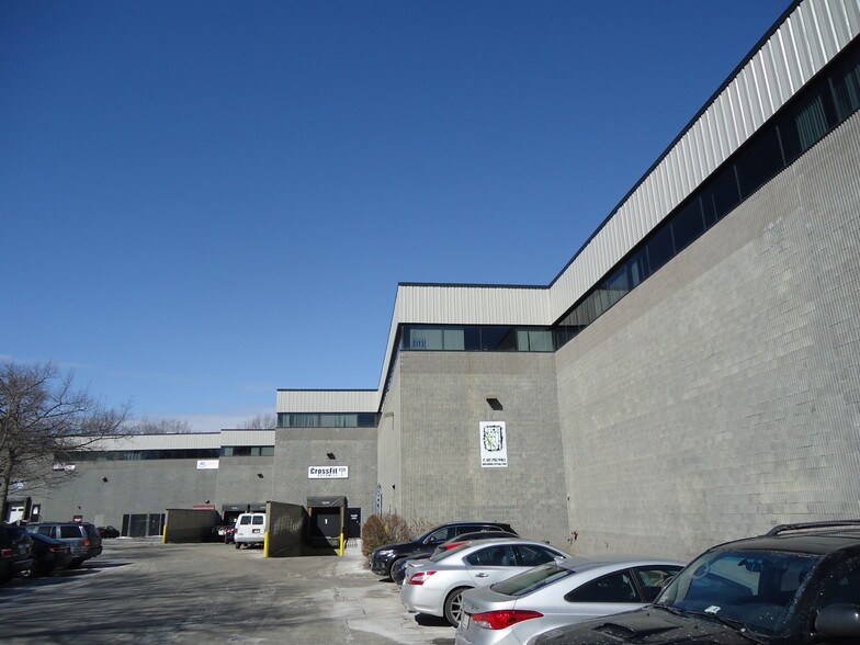 More Photos Of 661 Pleasant St, Norwood Research And Development For Lease