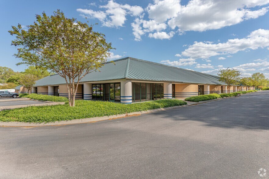 More Photos Of 1420 Donelson Pike, Nashville Flex For Lease