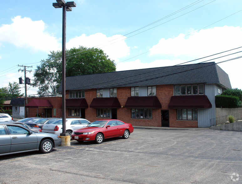 Primary Photo Of 830 W Northwest Hwy, Palatine Office For Lease