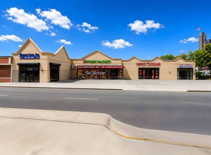 Primary Photo Of 18220 Jamaica Ave, Hollis Storefront Retail Office For Lease