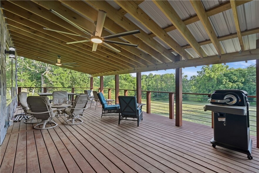 More Photos Of 394 Madison 1555, Eureka Springs Specialty For Sale