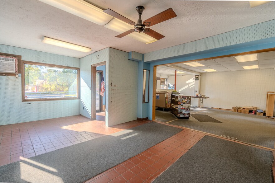 More Photos Of 3532 W Genesee St, Syracuse Restaurant For Sale