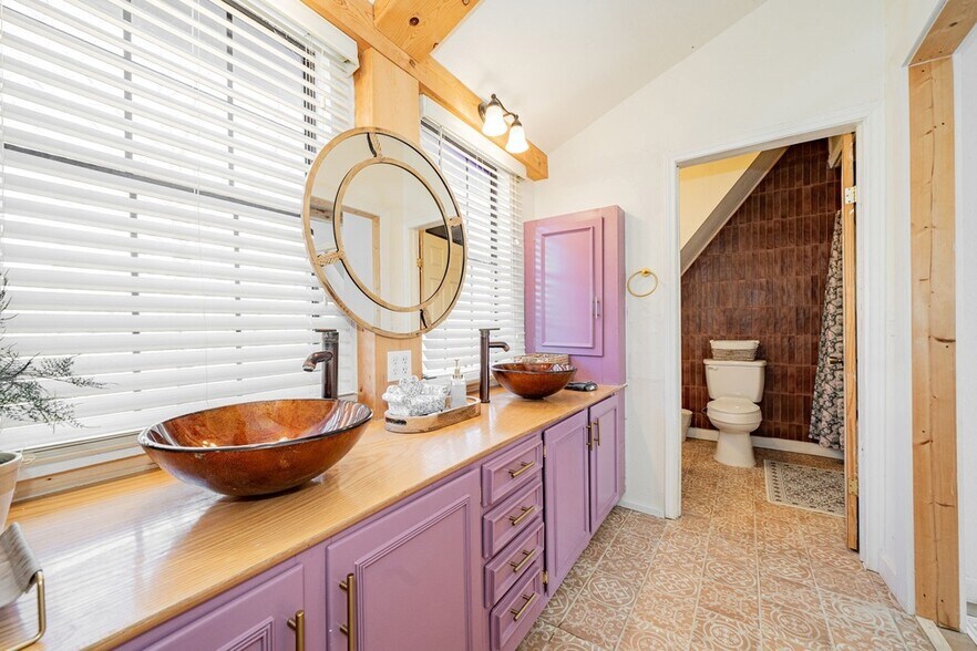 More Photos Of 691 Bear Rd, Van Alstyne Specialty For Sale