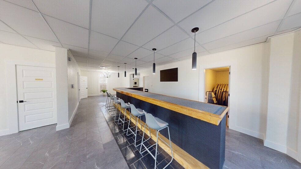 More Photos Of 312 Sycamore St, Greenville Storefront Retail Office For Sale