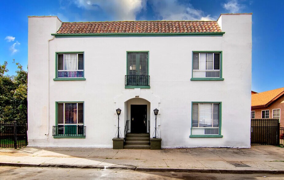 More Photos Of 440 E 27th St, Los Angeles Apartments For Sale