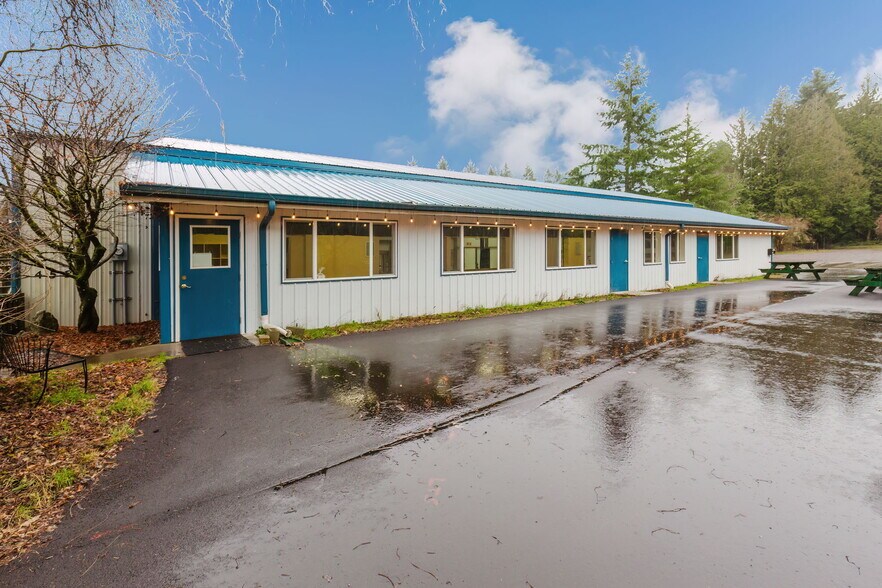 More Photos Of 4560 SE Mile Hill Dr, Port Orchard Freestanding For Lease