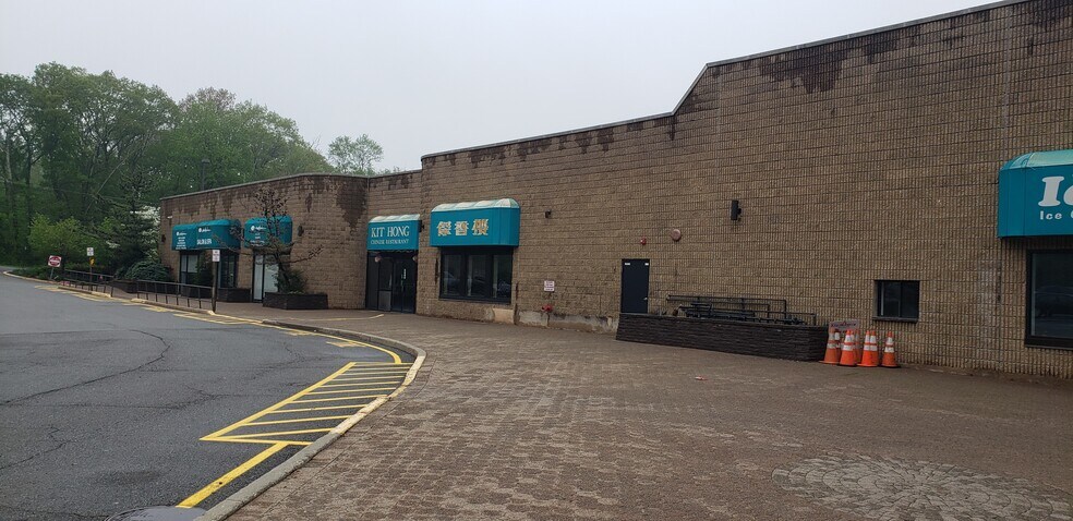 More Photos Of 25 Kinnelon Rd, Kinnelon Unknown For Lease