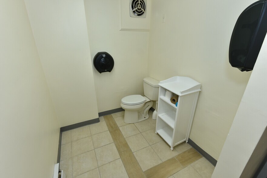 More Photos Of 754 Branch Ave, Providence Loft Creative Space For Lease